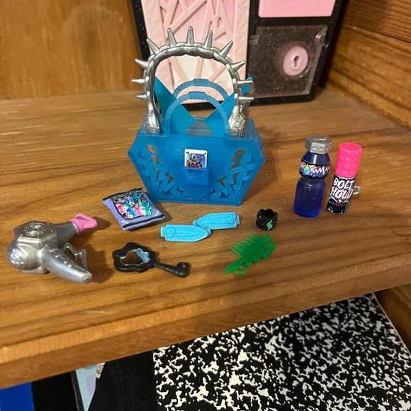 g3 monster high doll frankie - Picture 6 of 8